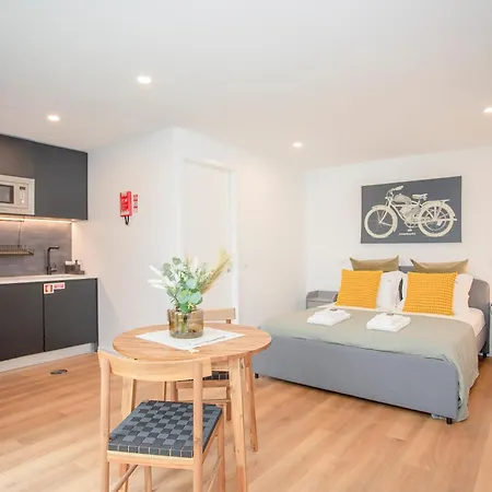 Nax By Liiiving Apartment Porto